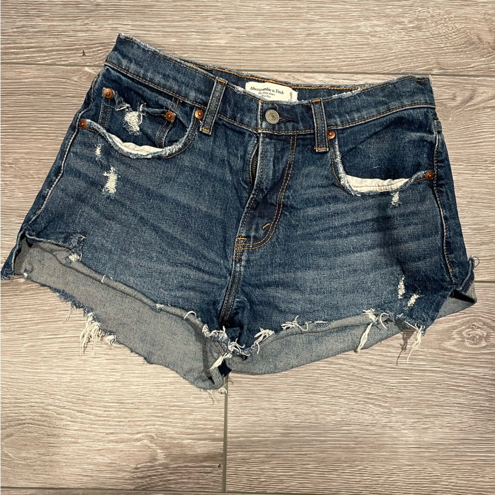 Abercrombie curve love mom shorts